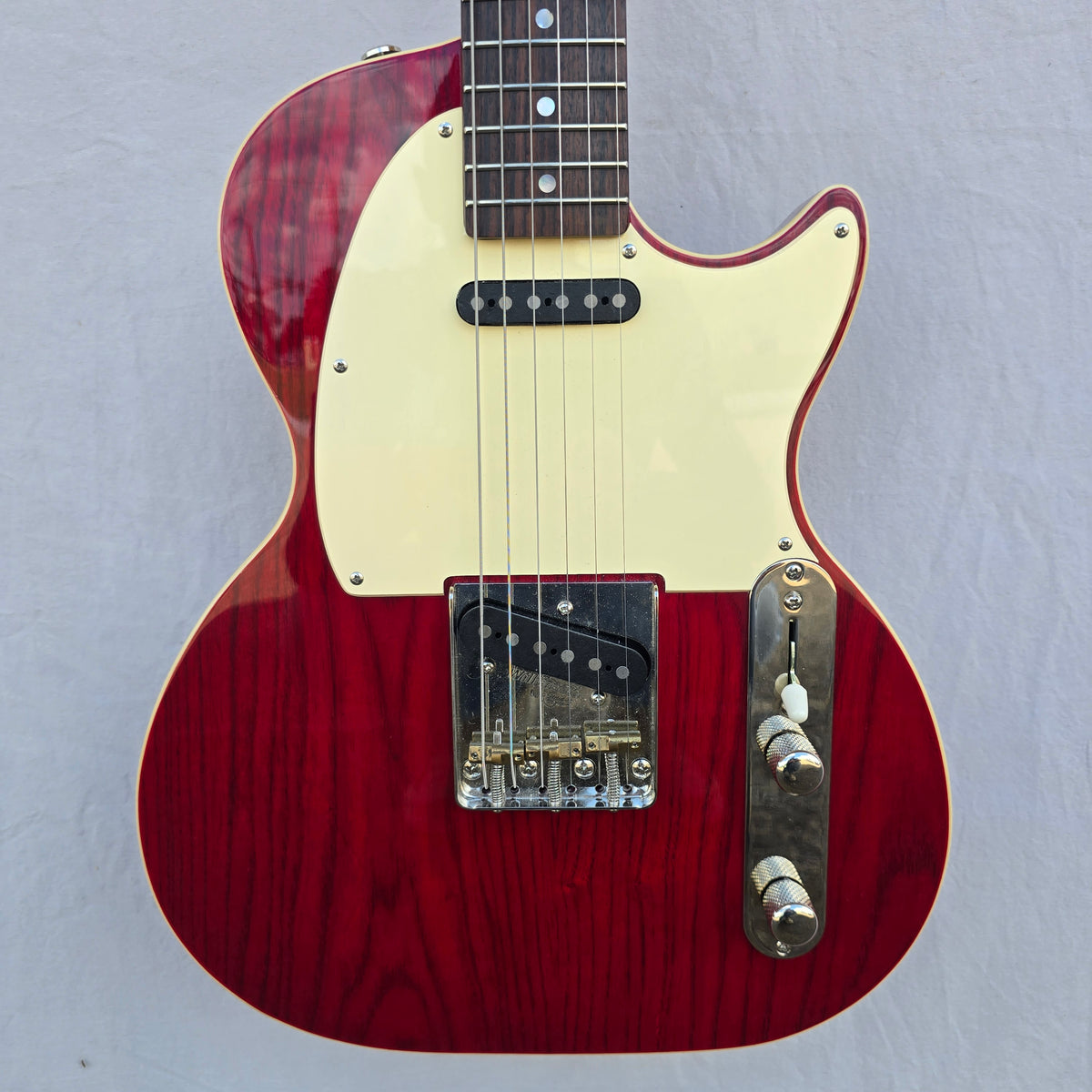 St. Blues Bluesmaster II – Backstage Music, Starkville