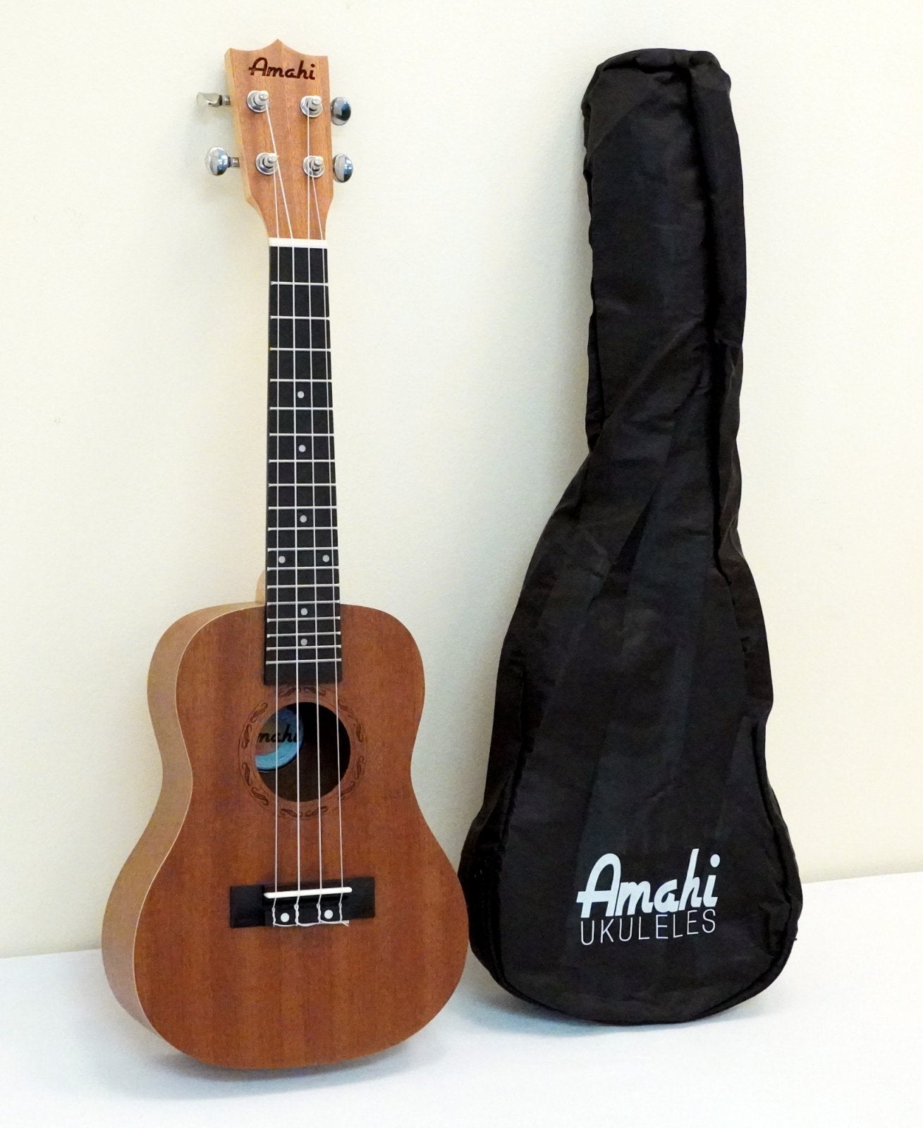 Amahi Mahogany Concert Ukulele With Vinyl Bag UK120CW