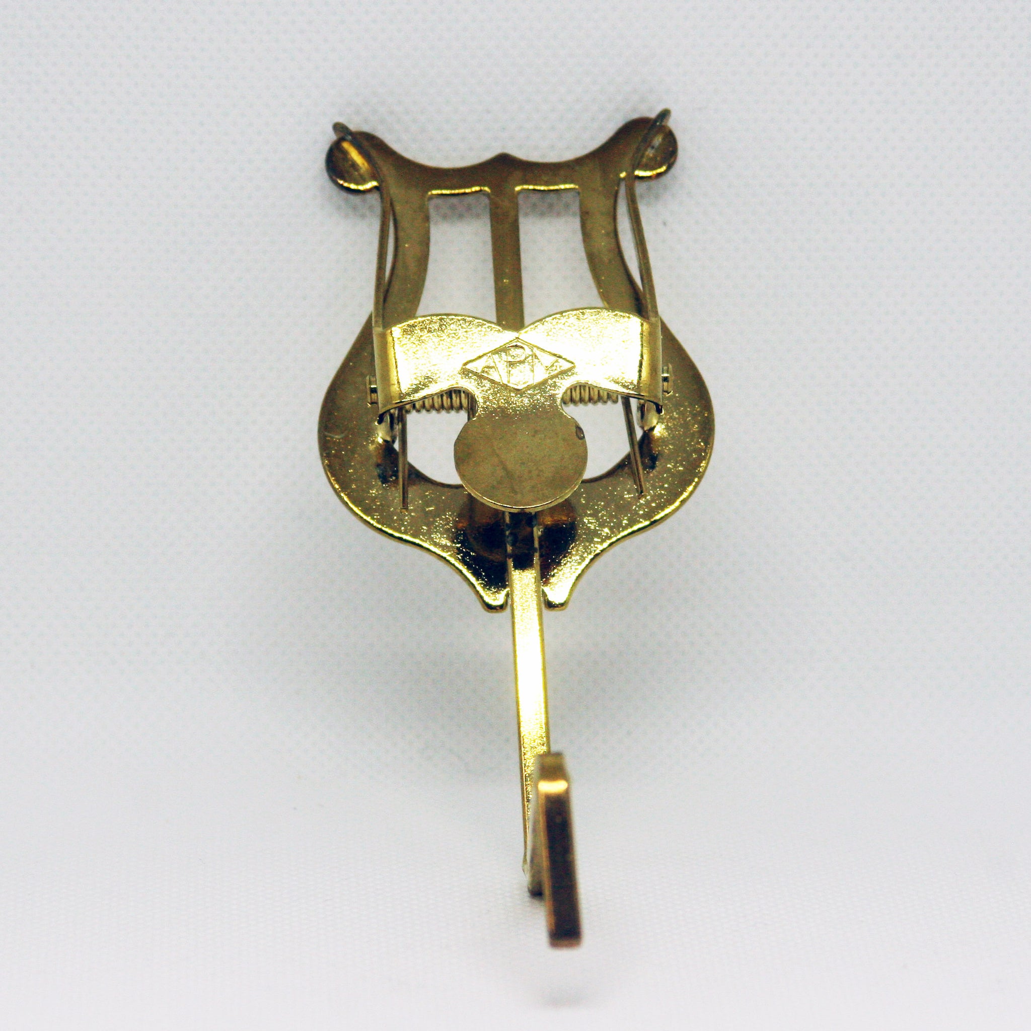 Saxophone Lyre