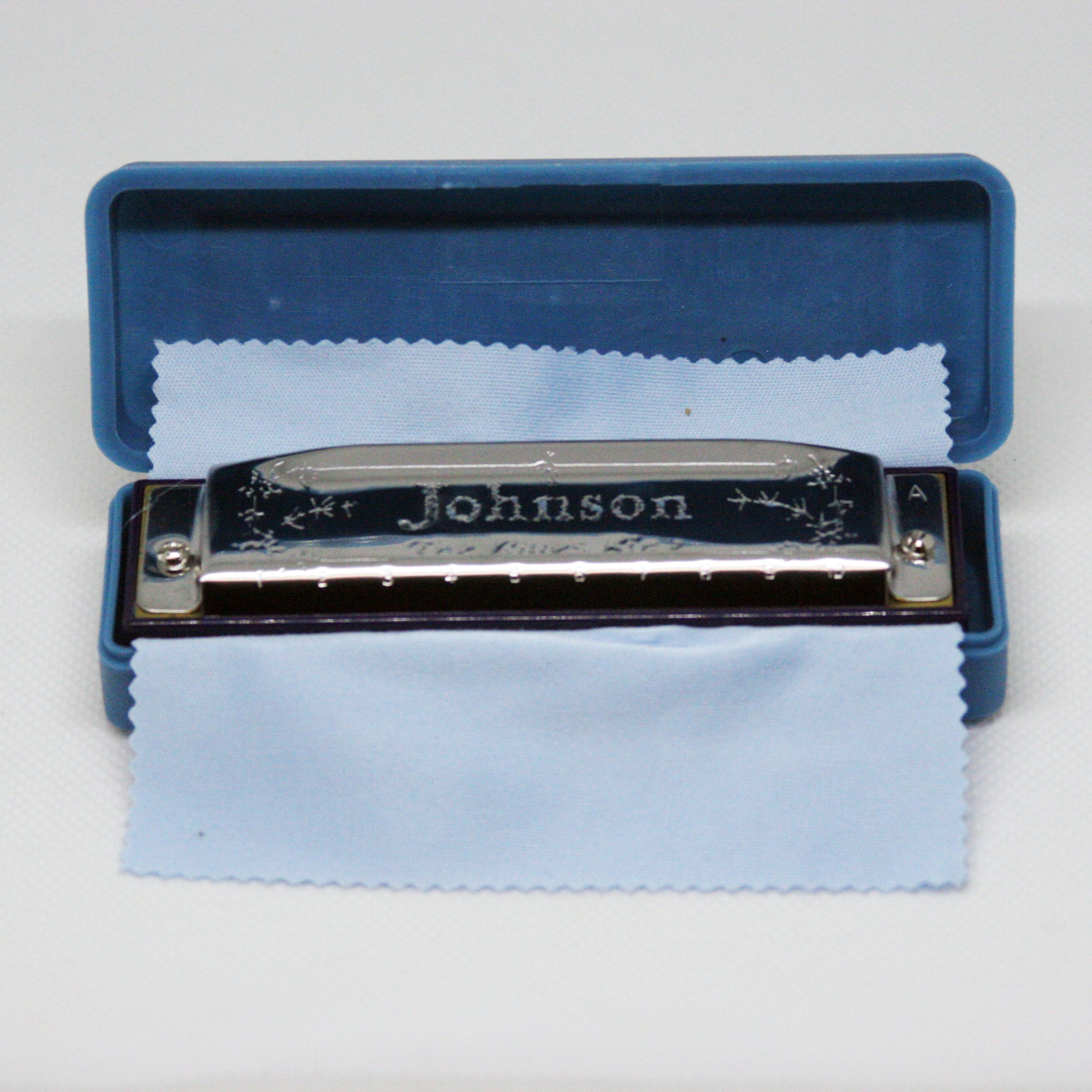 Johnson Blues King Harmonica, Key of A