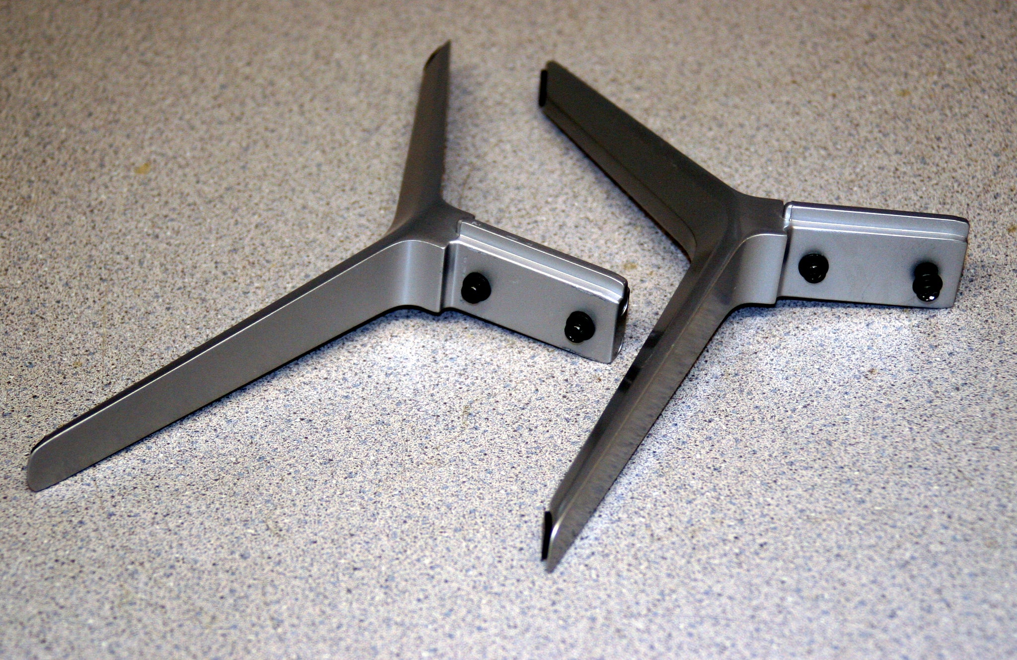 Vizio MSO-C1 TV Stand With Screws, Backstage Music